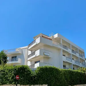Lägenhetshotell Carlton - Renovee Avec Piscine ****