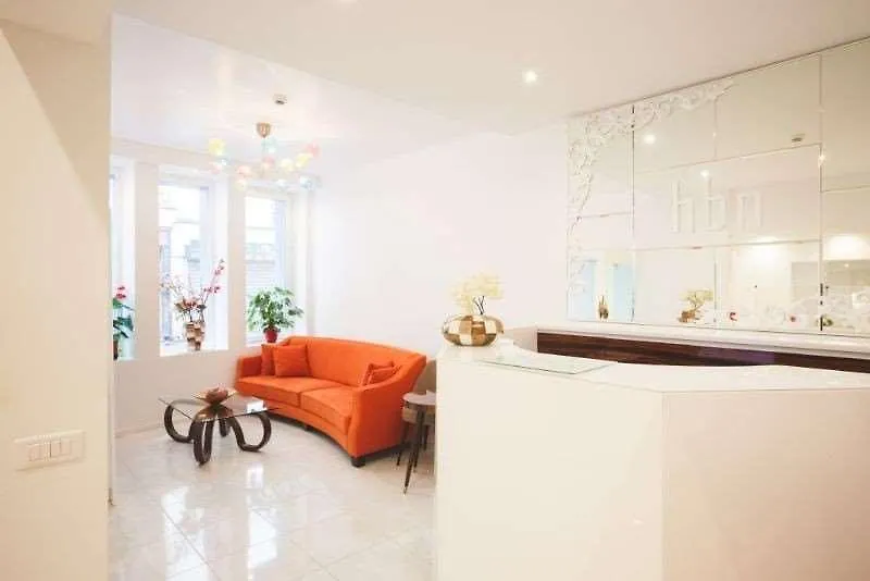 ***  Hotel Bonne Nouvelle París Francia